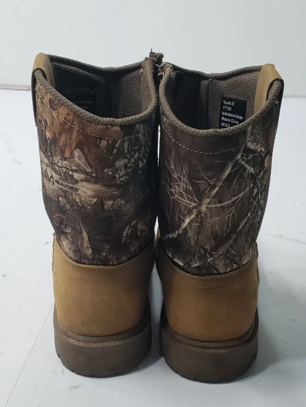Magellan Outdoors Youth 5D Realtree Camo Pull-On  Hunting Boots Brown Waterproof